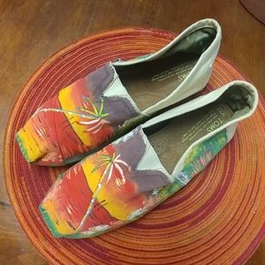 Toms hand painted shoes size womens10.5